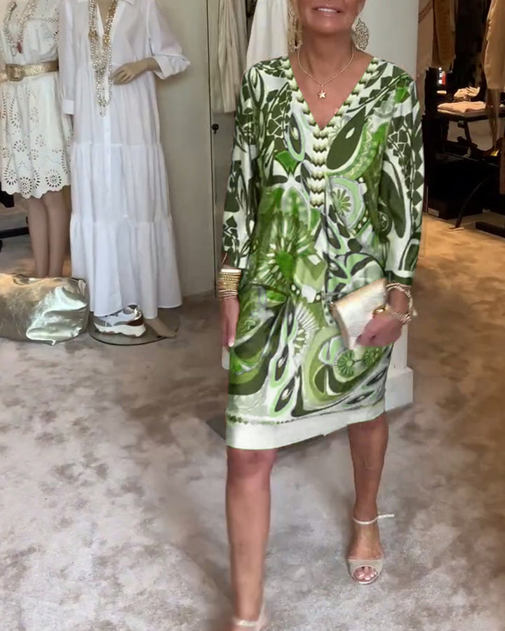 Della – Elegant Vintage Print Dress