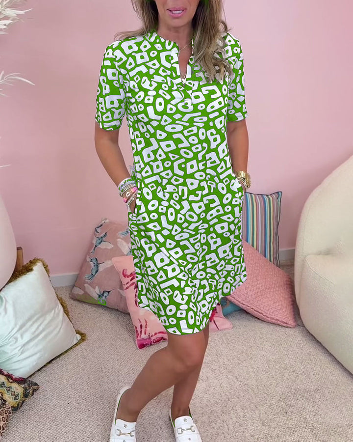 Junia – Printed V-Neck Dress with Pockets
