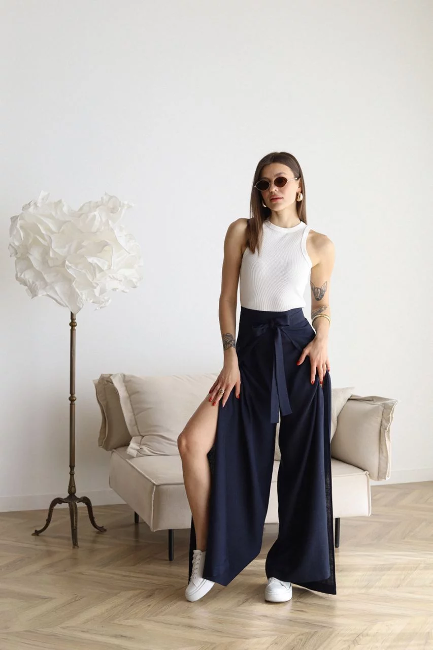 Raven – Wide Linen Trousers for Effortless Elegance