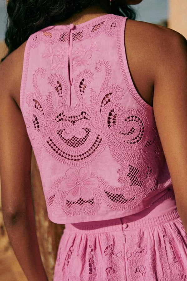 Zuri – Pink Lace Set for Effortless Summer Elegance