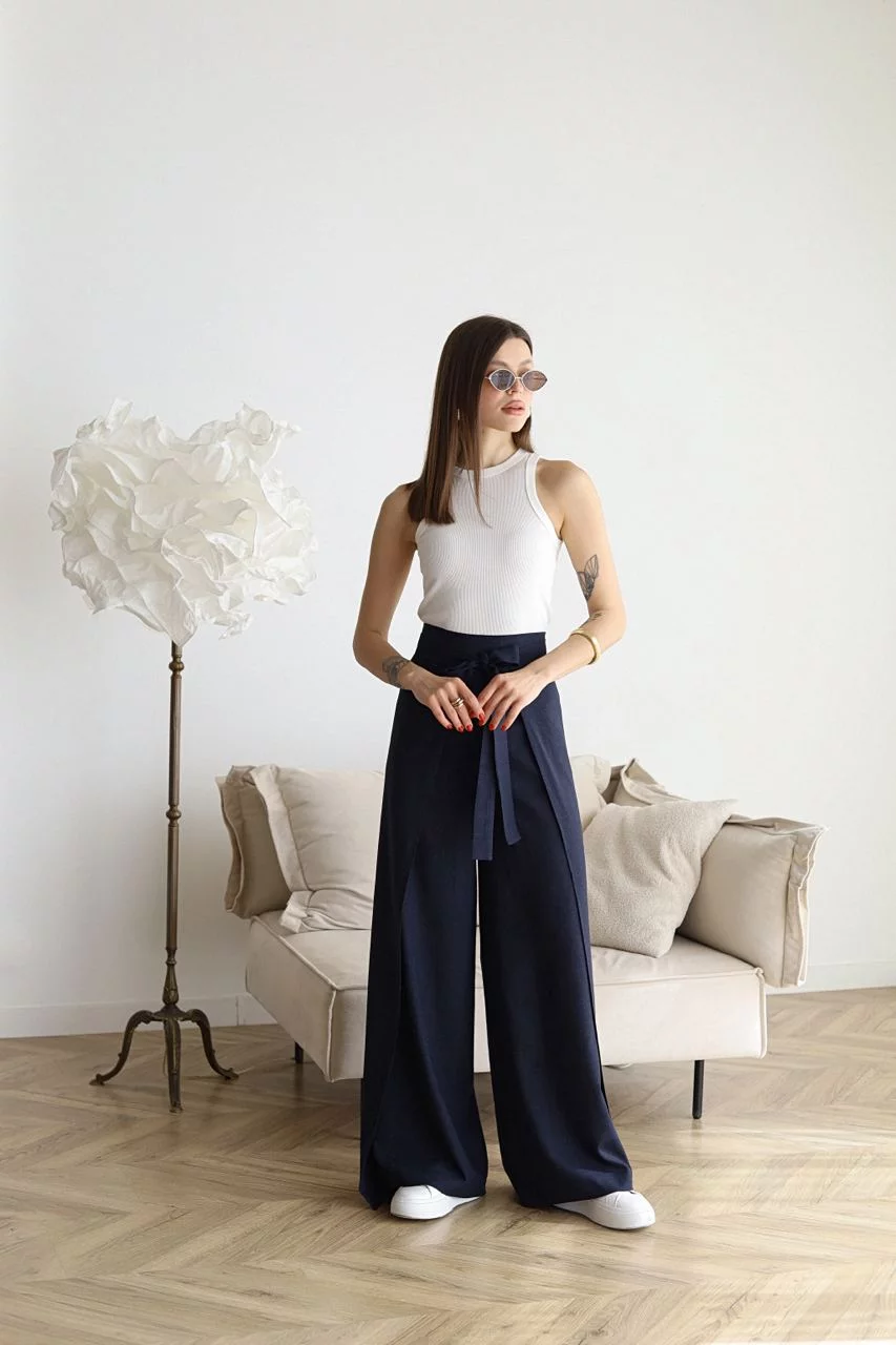 Raven – Wide Linen Trousers for Effortless Elegance