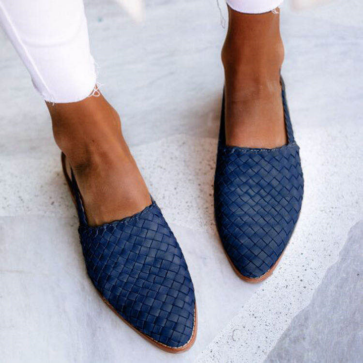 Adeline – Exquisitely Crafted Moccasins