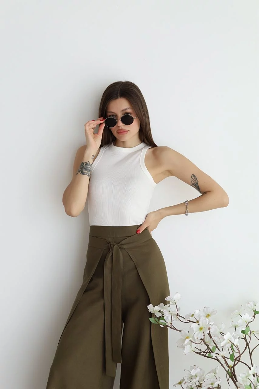 Raven – Wide Linen Trousers for Effortless Elegance