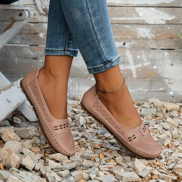 Thea – Comfortable Orthopedic Shoes for All-Day Ease