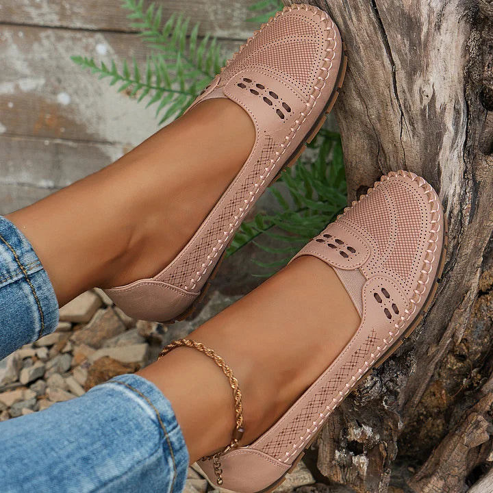 Thea – Comfortable Orthopedic Shoes for All-Day Ease