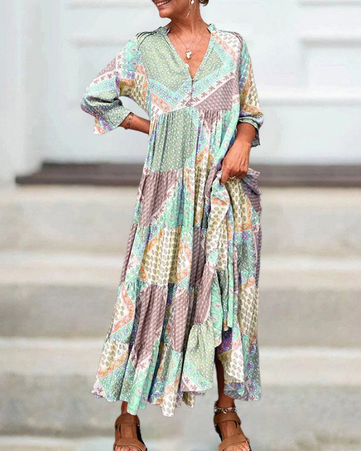 Ember – Gunilla Printed V-Neck Dress