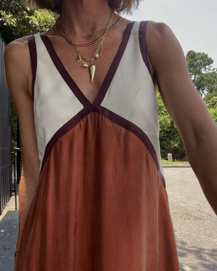 Jordyn – Lightweight V-Neck Maxi Dress