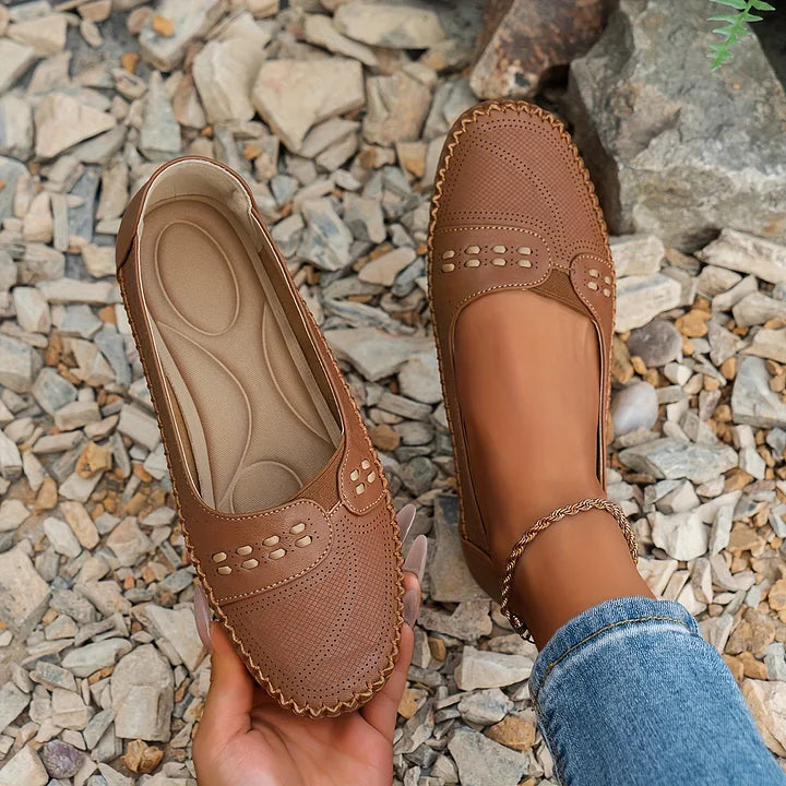 Thea – Comfortable Orthopedic Shoes for All-Day Ease