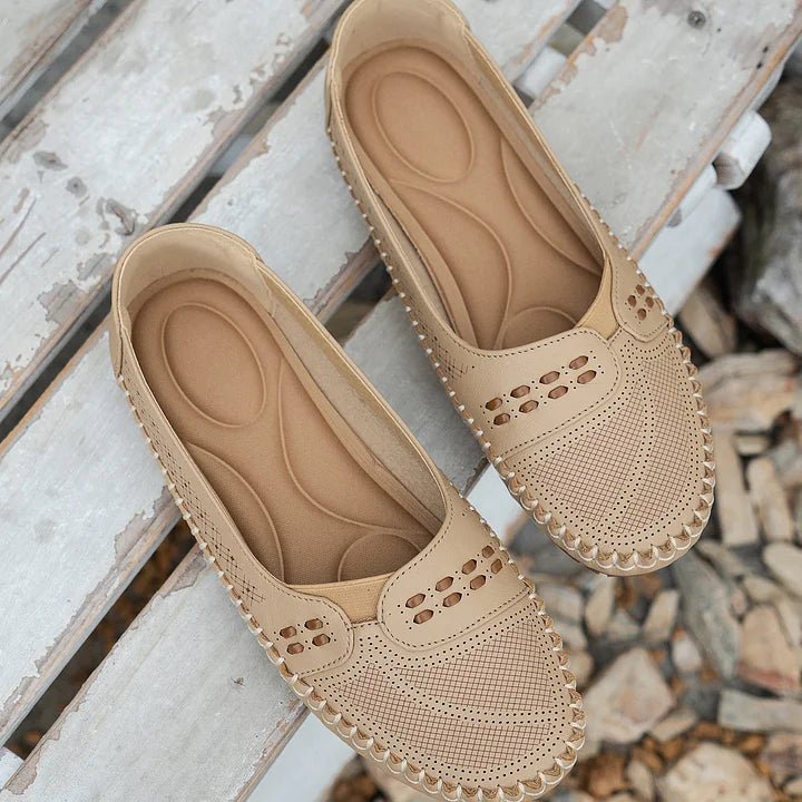 Thea – Comfortable Orthopedic Shoes for All-Day Ease