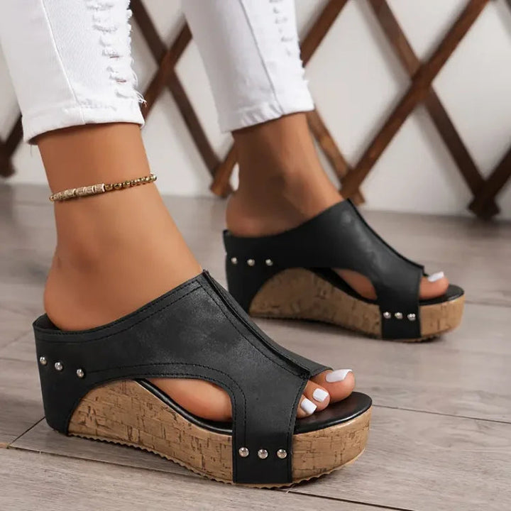 Cora – Effortless Chic Platform Sandals