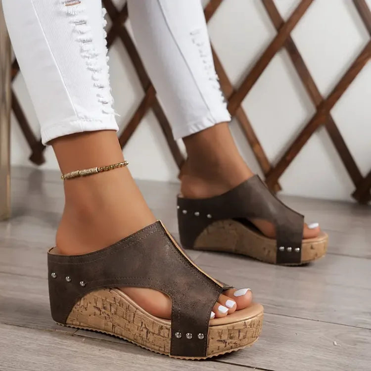 Cora – Effortless Chic Platform Sandals