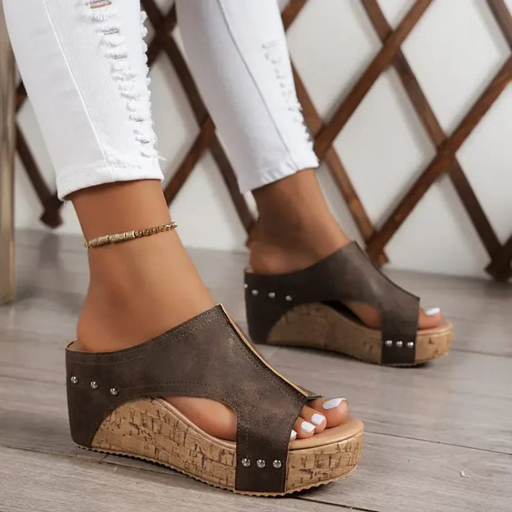 Cora – Effortless Chic Platform Sandals