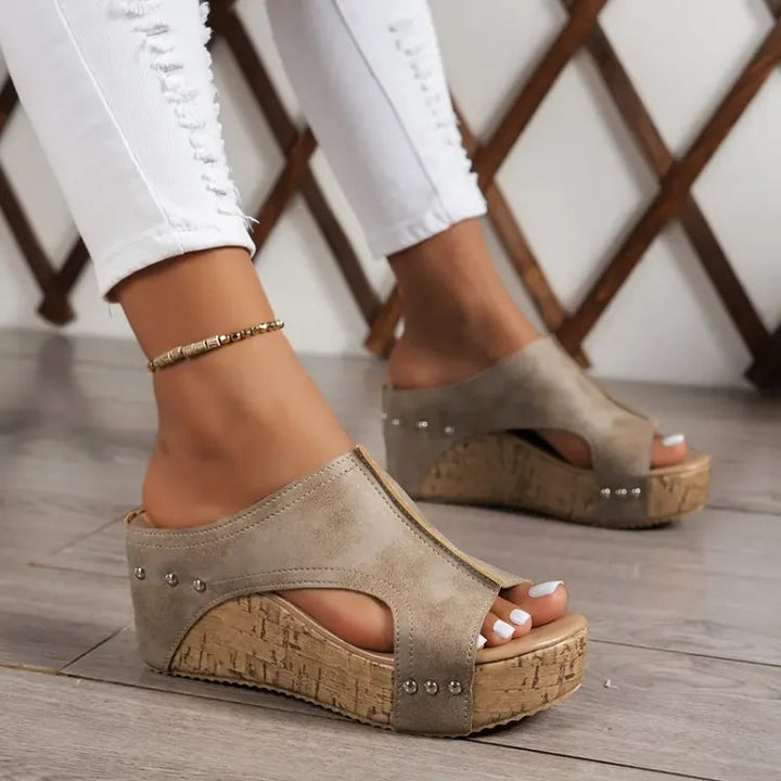 Cora – Effortless Chic Platform Sandals