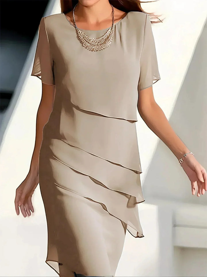 Elise – Aira Midi Dress for Timeless Comfort and Style