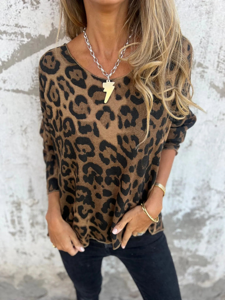 Mireya – Round Neck Leopard Print Blouse