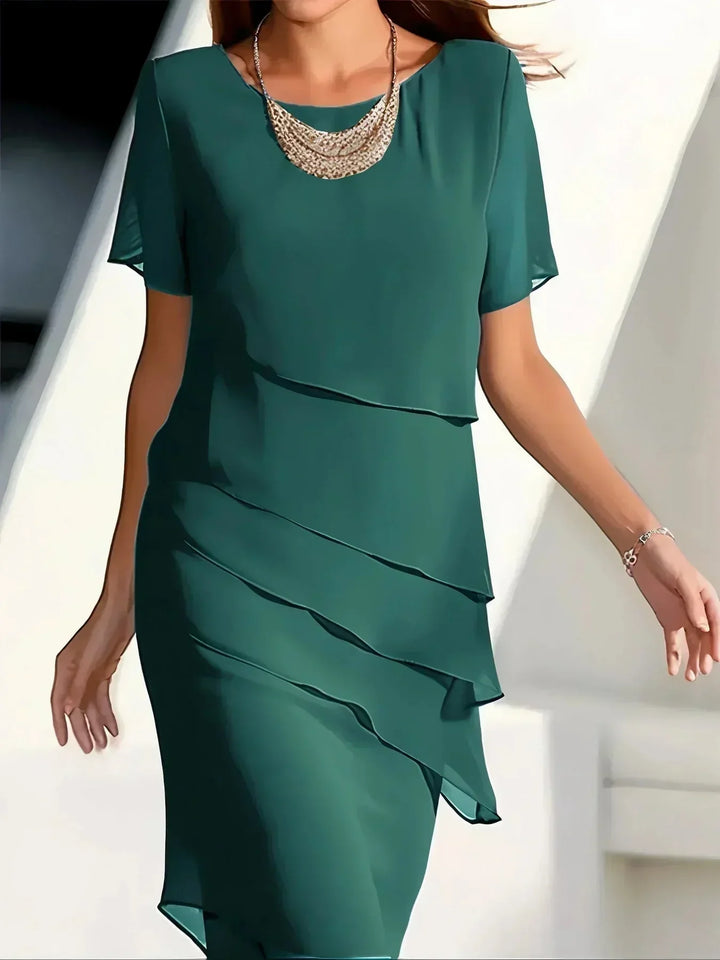 Elise – Aira Midi Dress for Timeless Comfort and Style