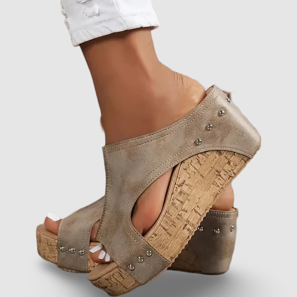 Cora – Effortless Chic Platform Sandals