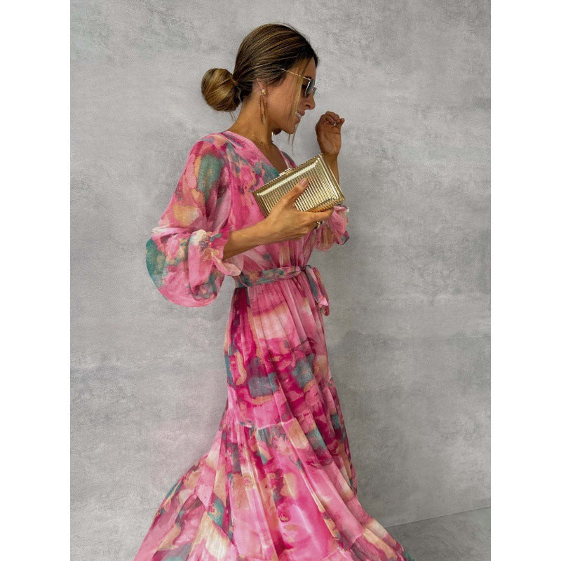 Juna – Elegant Floral V-Neck Dress