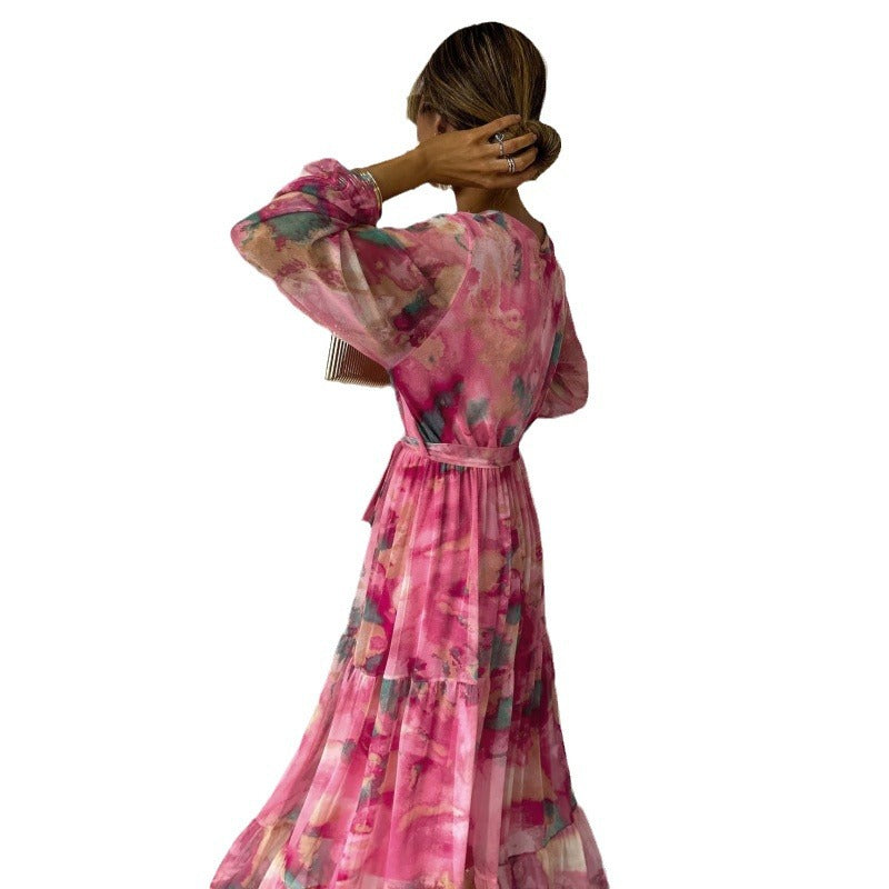 Juna – Elegant Floral V-Neck Dress