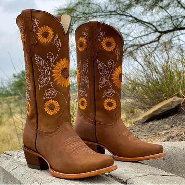 Ainsley – Women's Bohemian Style Boots