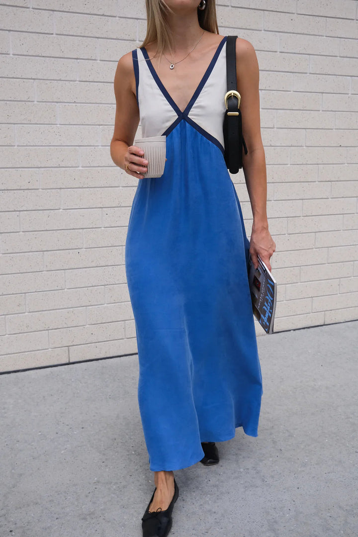 Jordyn – Lightweight V-Neck Maxi Dress