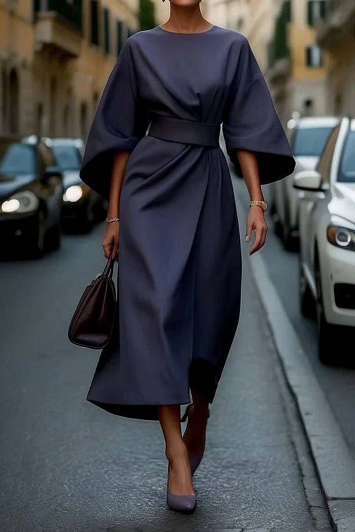 Isabeau – Timeless Dress