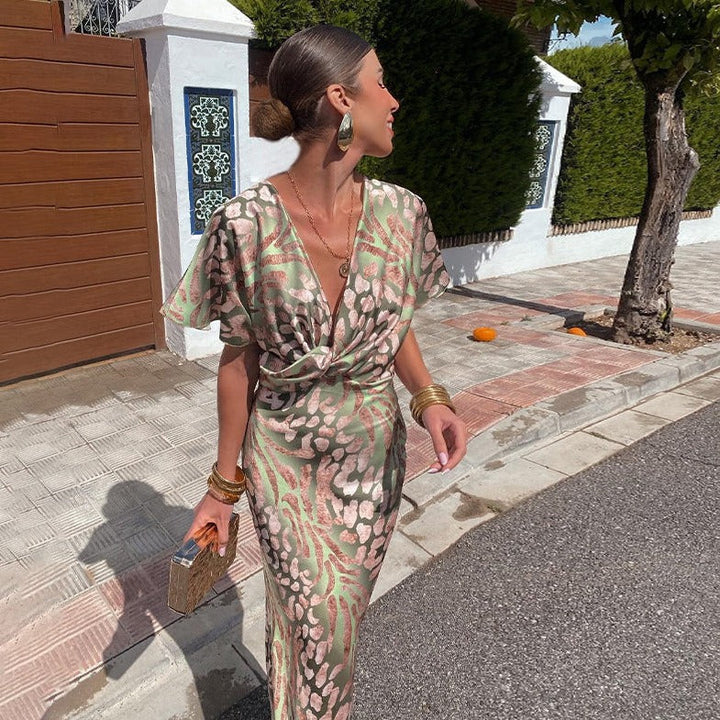 Greer – Twisted V-Neck Maxi Dress