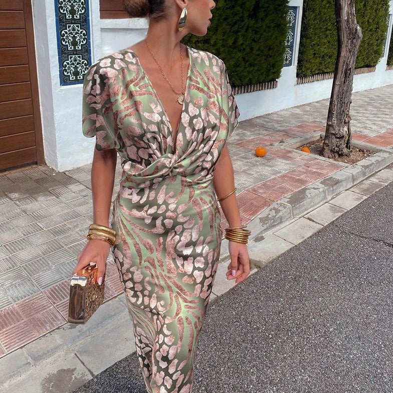 Greer – Twisted V-Neck Maxi Dress