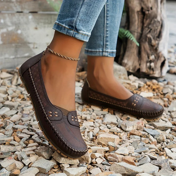 Thea – Comfortable Orthopedic Shoes for All-Day Ease
