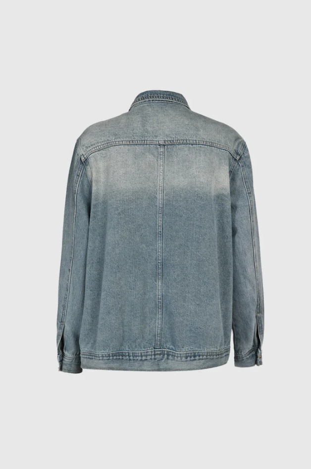 Nova – Artistic Denim Jacket for Bold Self-Expression