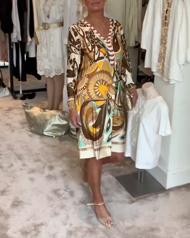 Della – Elegant Vintage Print Dress