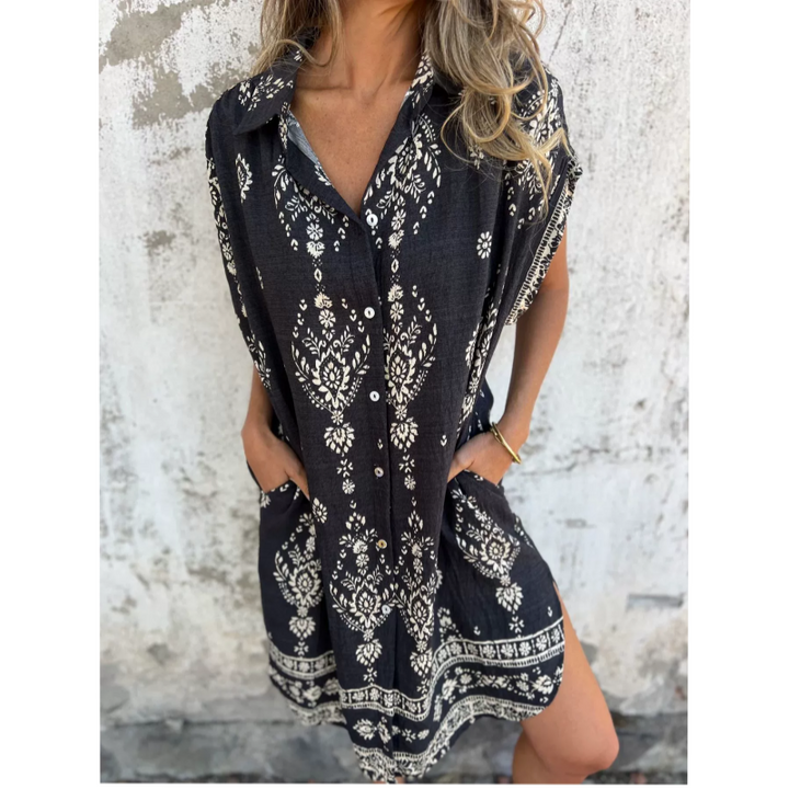 Stella – Loose Print Dress with Short Sleeves and Pockets