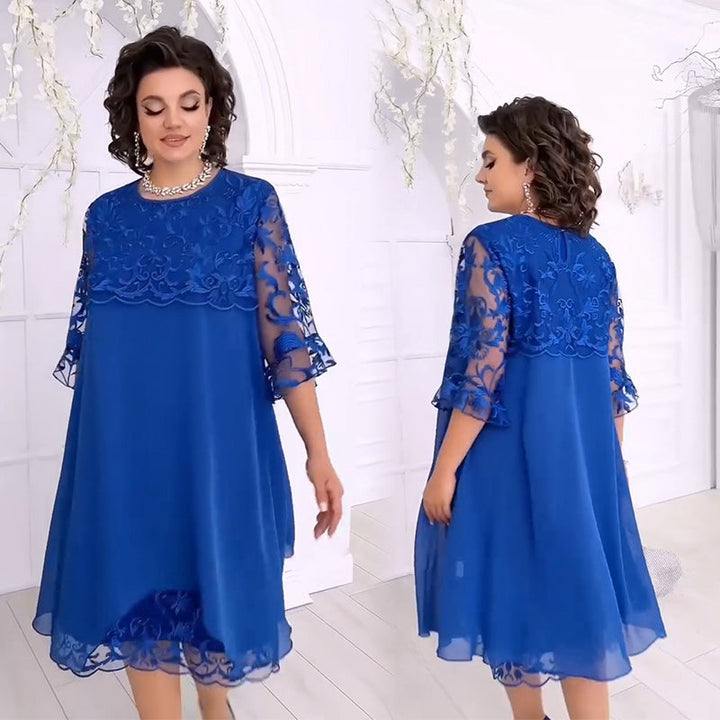 Amaris – Transparent Lace Dress in Layering Look