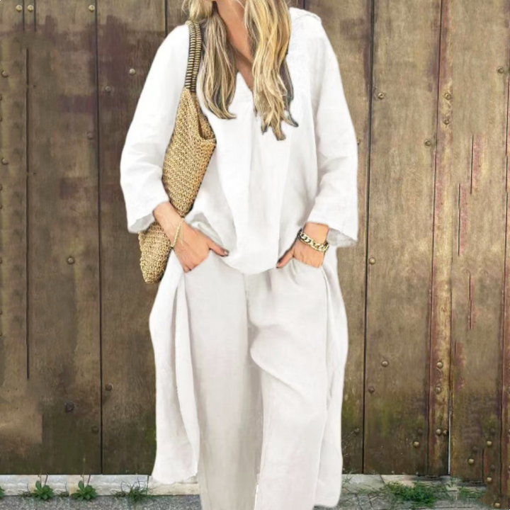 Ellie – 2-Piece Set with Loose Pockets and V-Neck