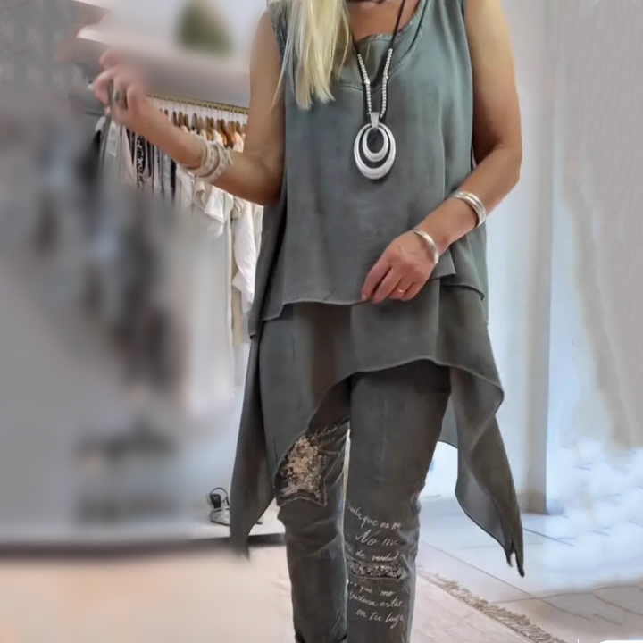 Mckenzie – Chic Sleeveless Top & Printed Pants Set